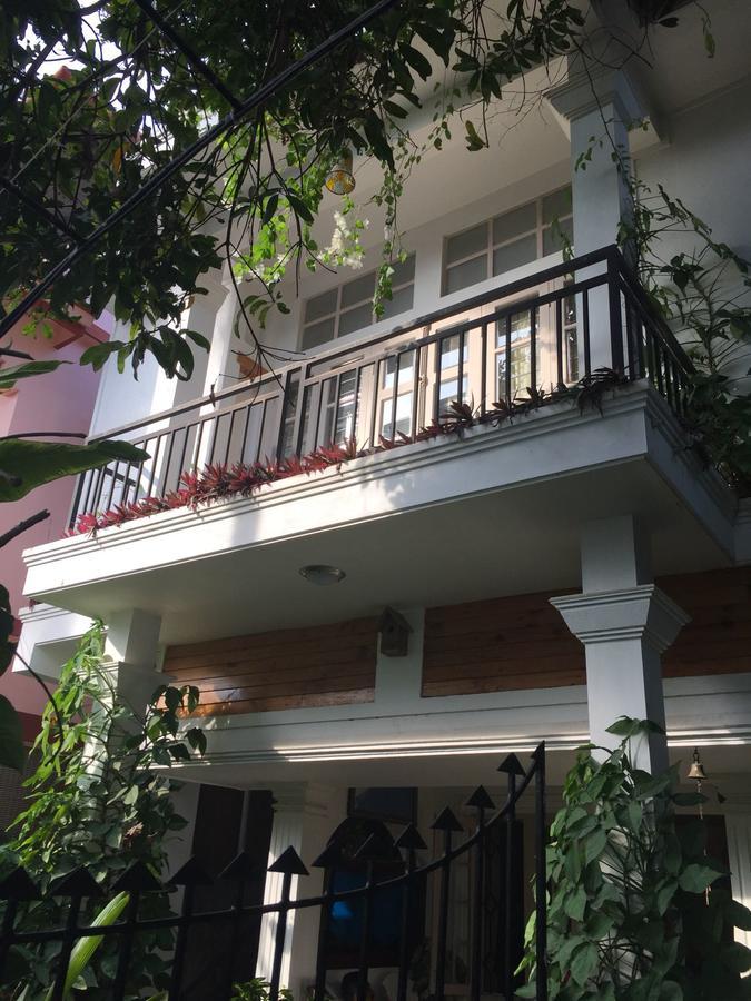 Nathans Holiday Home Kochi Esterno foto
