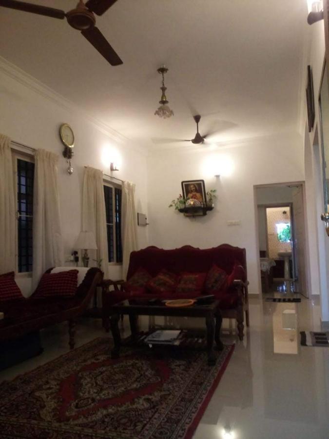 Nathans Holiday Home Kochi Esterno foto