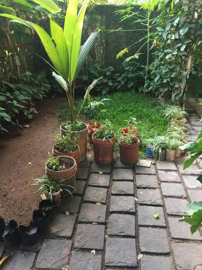 Nathans Holiday Home Kochi Esterno foto