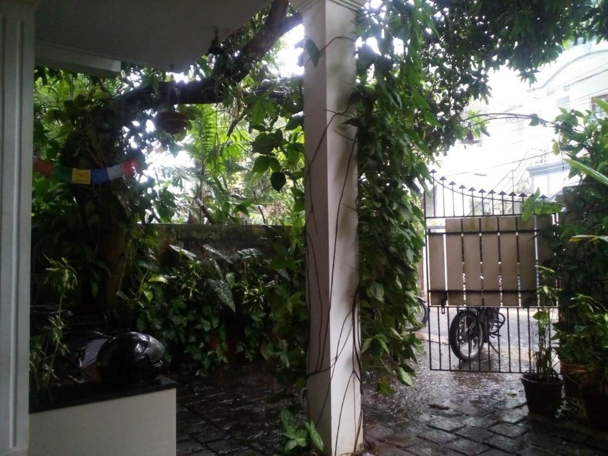 Nathans Holiday Home Kochi Esterno foto
